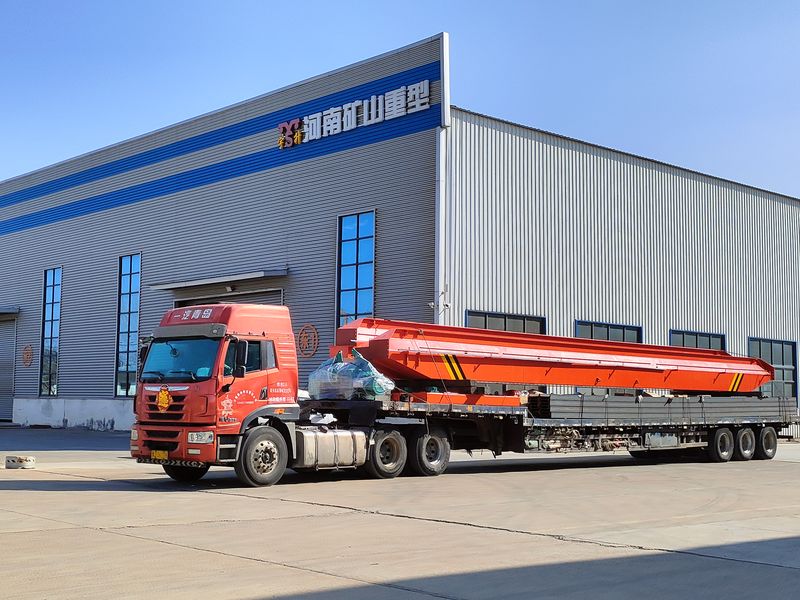 電動單梁起重機，LD20t-26.8m，4臺，發(fā)往石家莊交付客戶使用。