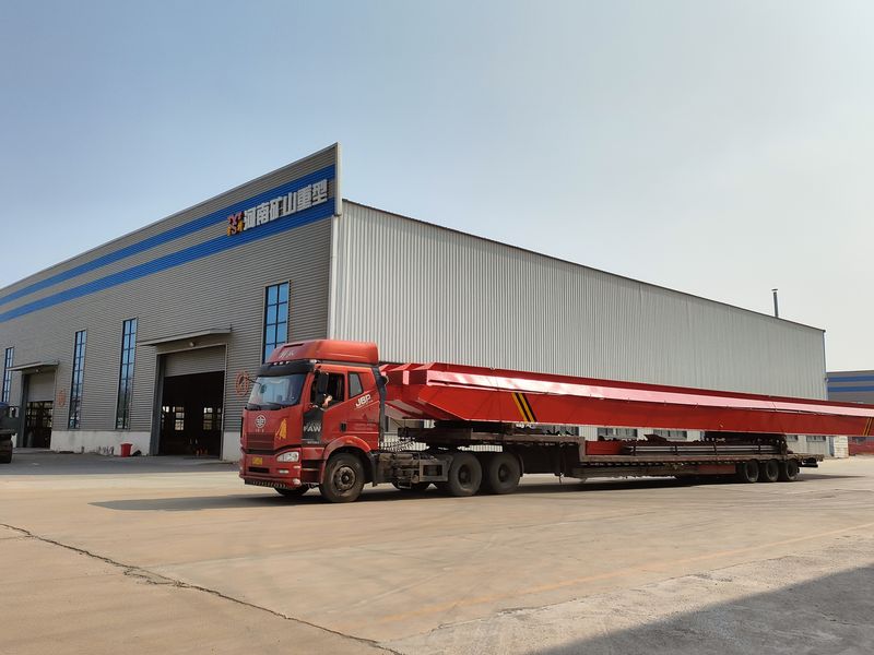 4臺電動單梁起重機，LD10t-26.53m，發(fā)往浙江交付客戶使用。