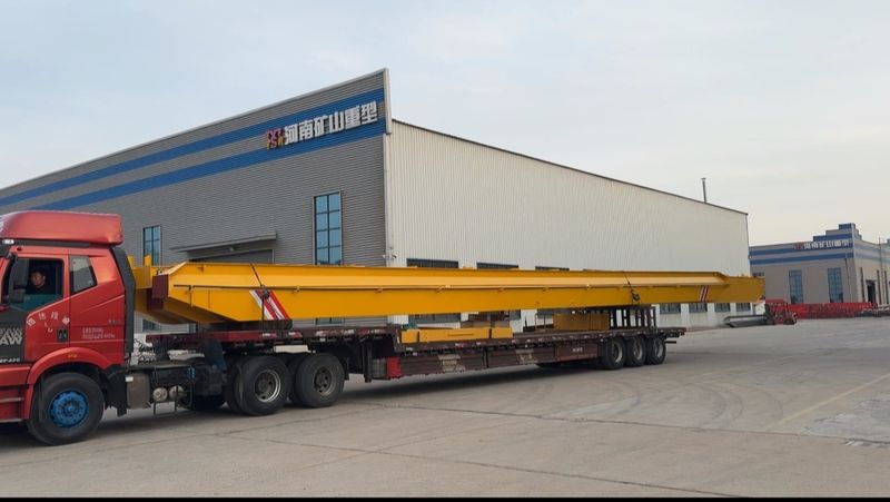 電動(dòng)葫蘆橋式起重機(jī) LH10t-27.95m 電動(dòng)單梁起重機(jī) LD5t—23.3m 制作完成，發(fā)往浙江省金華市交付客戶使用