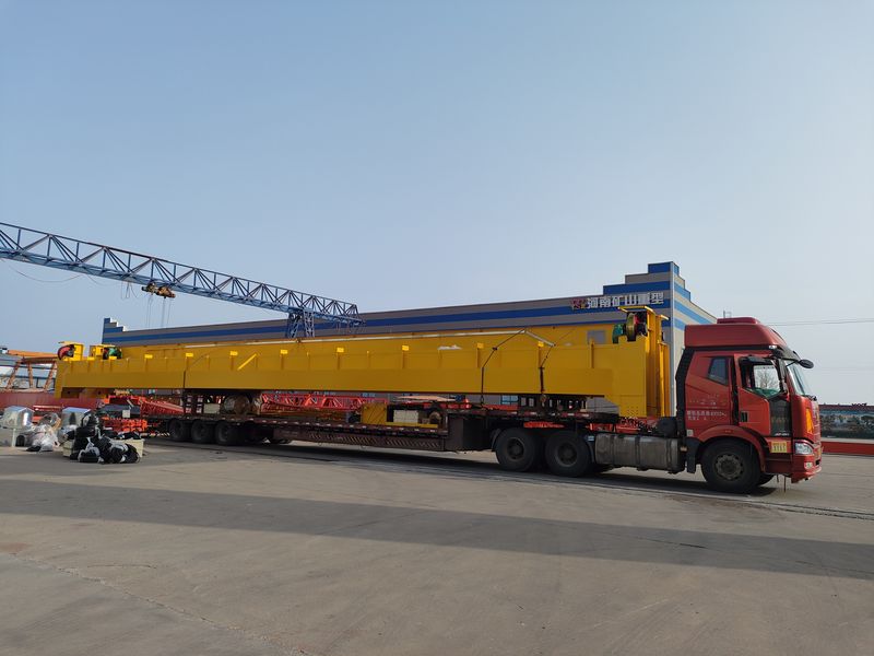 通用橋式起重機(jī)  QD32/5t—25.5m  制作完成，發(fā)往河南洛陽交付客戶使用