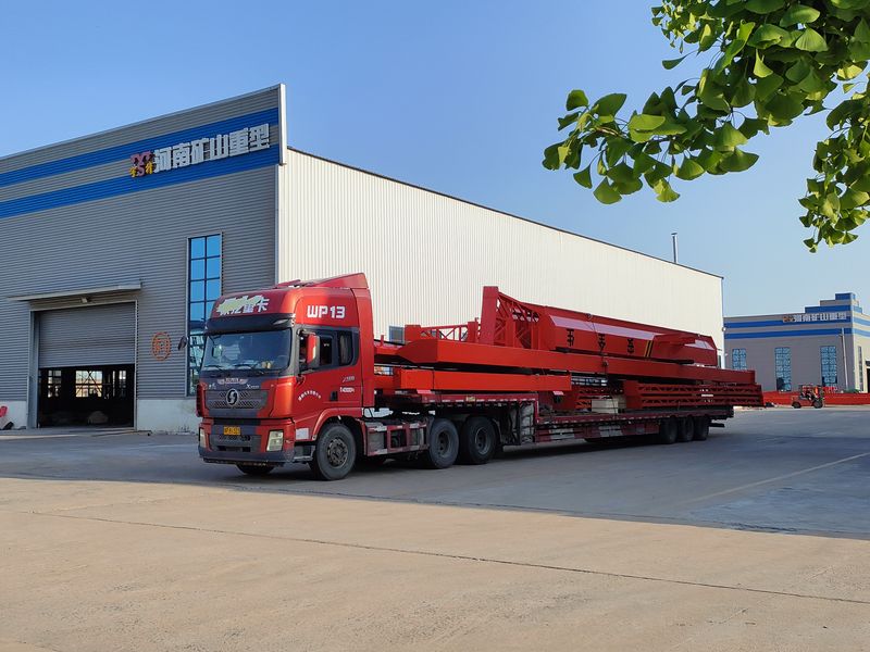 電動(dòng)葫蘆門式起重機(jī) 2臺(tái) MHxh10t—25m 外懸5/5m MHxh5t—23m 外懸4.5/4.5m 制作完成，發(fā)往青海交付客戶使用